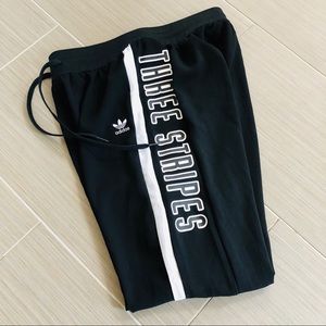 Three Stripes Adidas pants Large